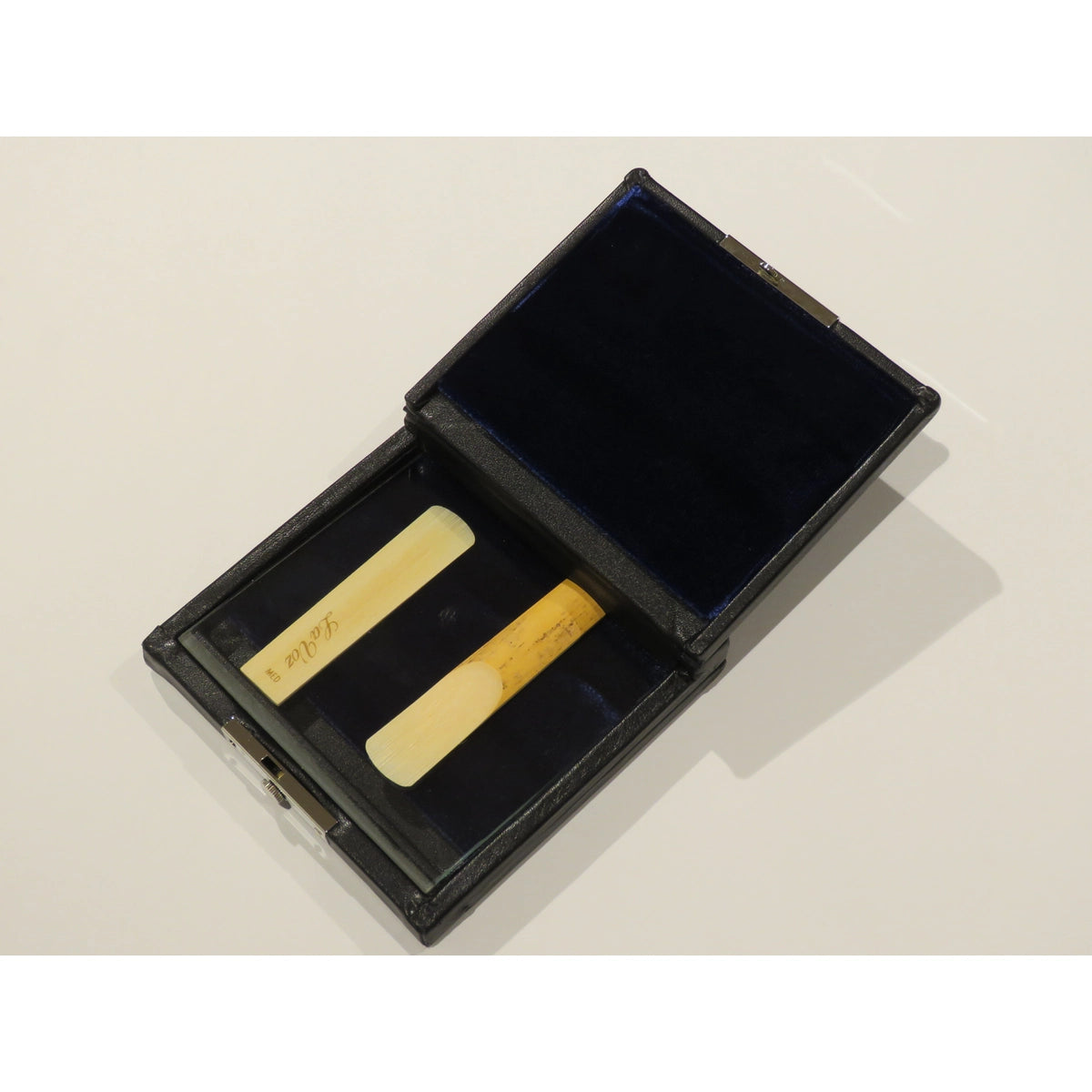 REED CASE: ALTO SAXOPHONE / TENOR SAXOPHONE / BASS CLARINET GALAXY 10, LEATHER
