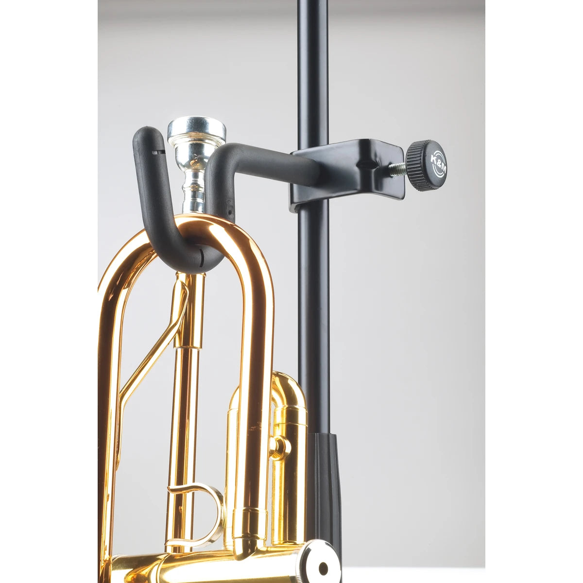 TROMPETENHALTER K&M View 2